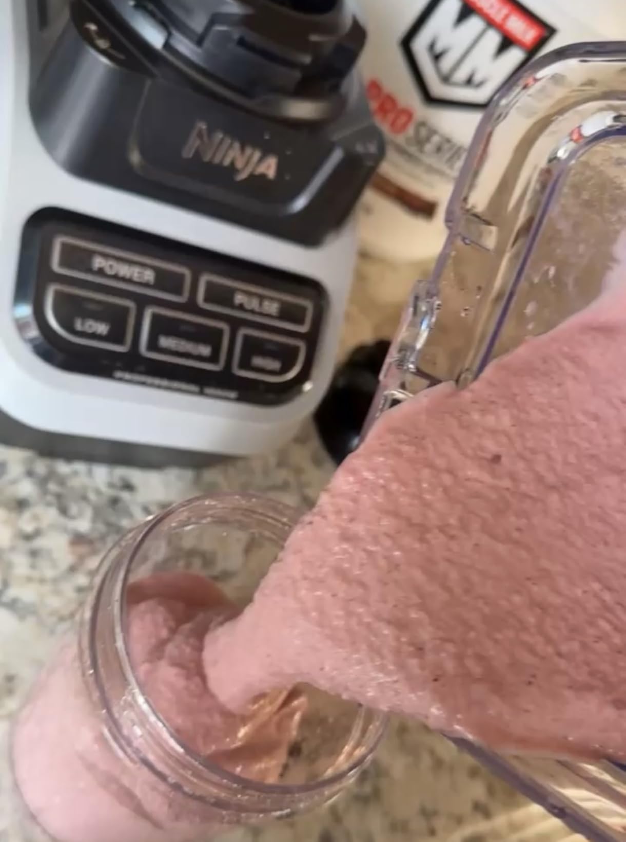 Ninja Professional Blender, 1000W, Total Crushing Tech, 72oz Pitcher, BL610 customer photo 2