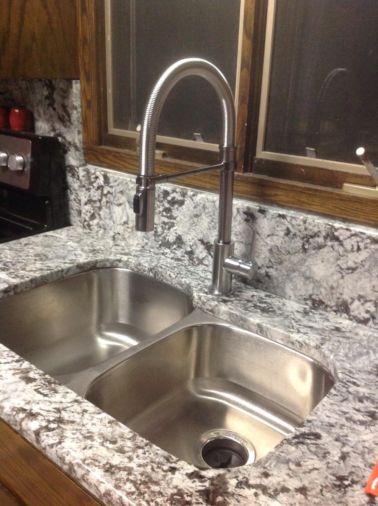 Delta Faucet Trinsic Pro Commercial Style Kitchen Faucet Chrome, Kitchen Faucets with Pull Down Sprayer, Kitchen Sink Faucet, Faucet for Kitchen Sink with Magnetic Docking, 9659-DST customer photo 1