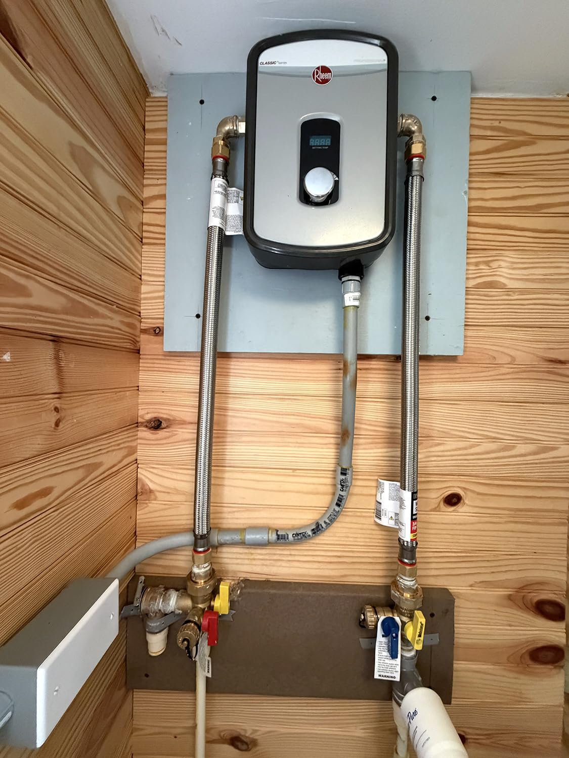 Rheem RTEX-24 24kW 240V Electric Tankless Water Heater, Gray customer photo 1