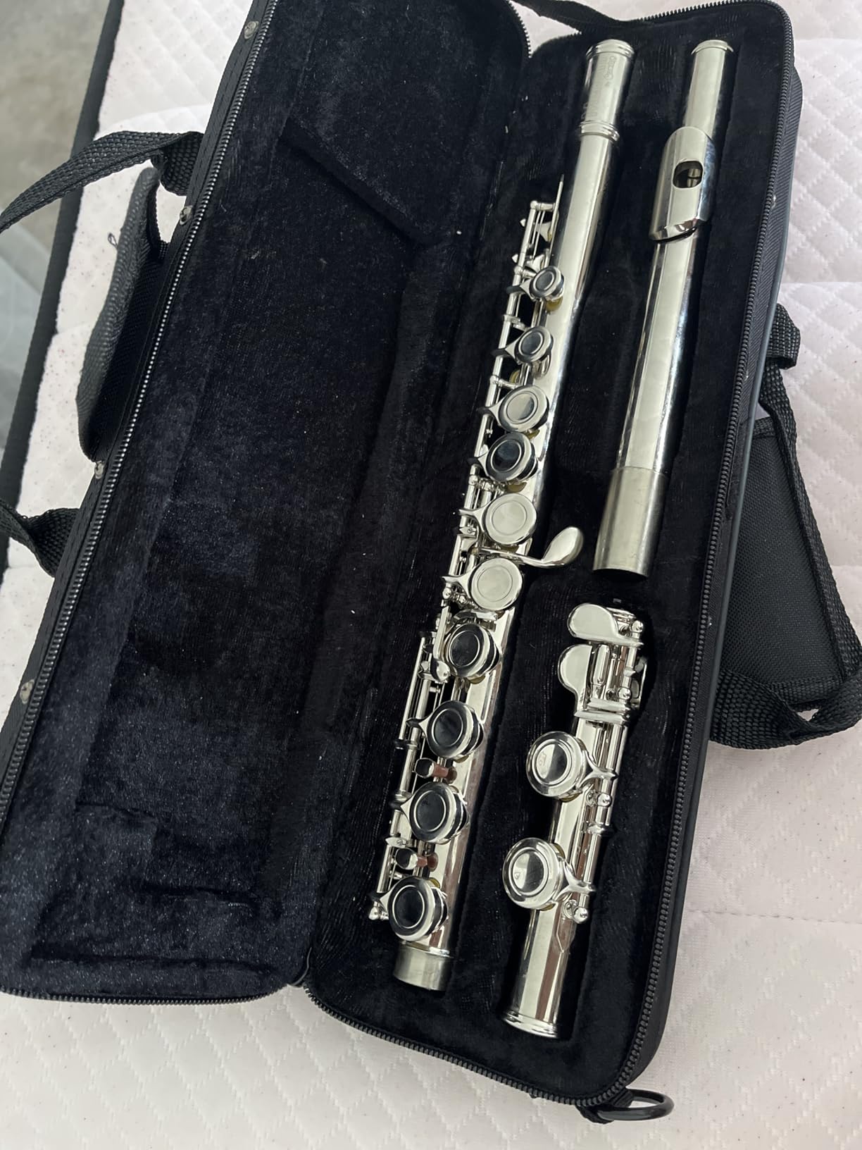 Mendini by Cecilio 16 Keys Closed Hole C Flute Kit for Beginners - Nickel with Case, Stand, Tuning Rod, Lesson Book, Cleaning Kit, Gloves customer photo 2