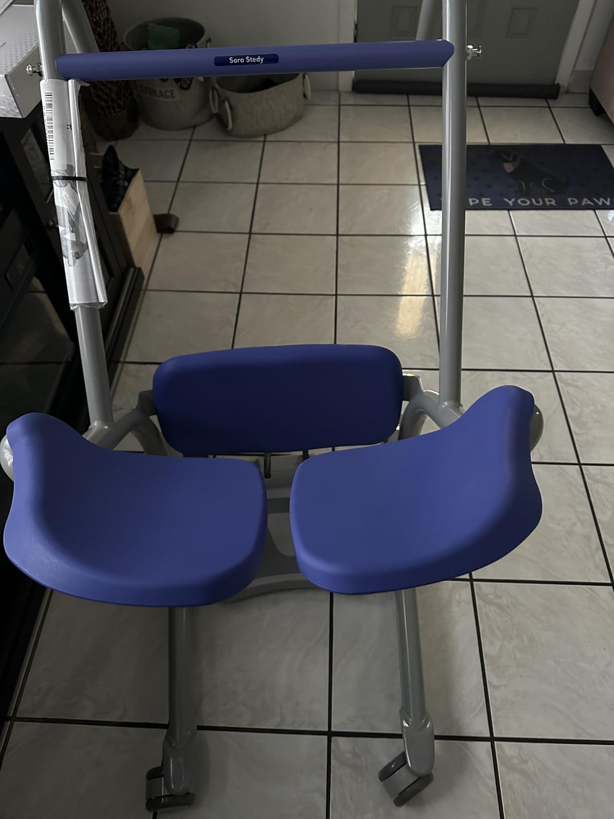 ArjoHuntleigh Sara Stedy Sit to Stand Manual Patient Lift Aid | Fully Assembled Elderly Assistance Products | Holds up to 400 Pounds | Intended for Users 4'11