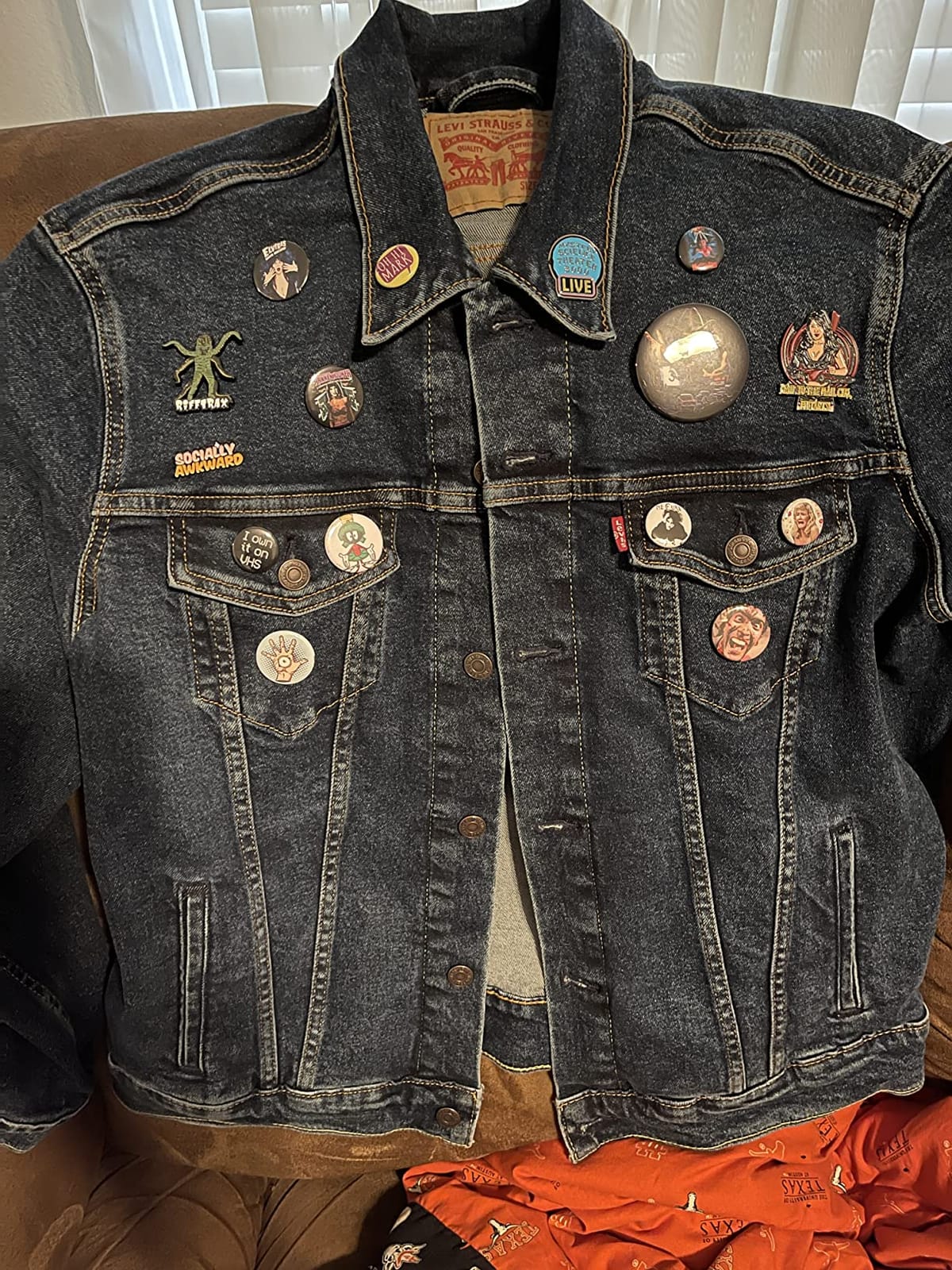 Levi's Men's Trucker Jacket customer photo 1
