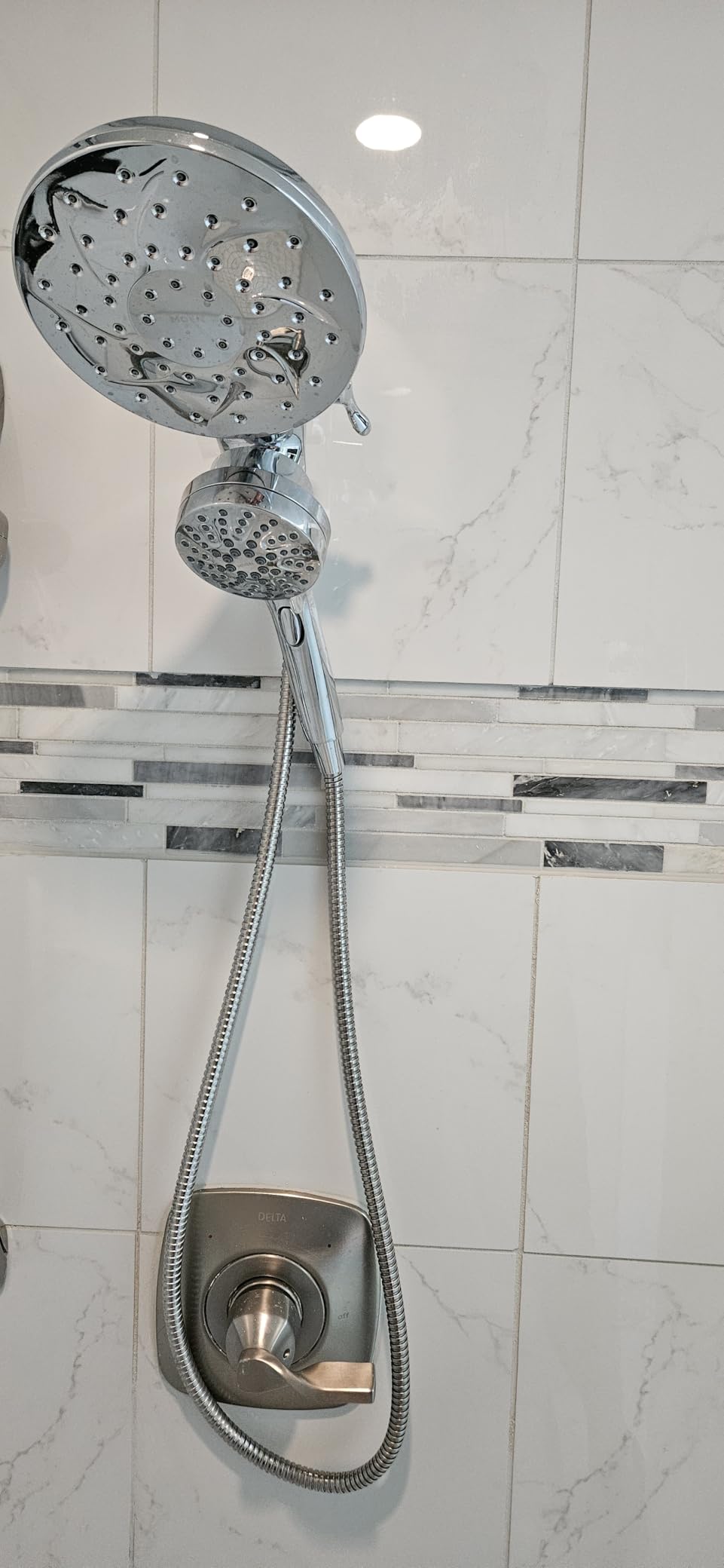 Moen 26009 Engage Chrome Magnetix 2-in-1 Combo Rain Showerhead customer photo 2