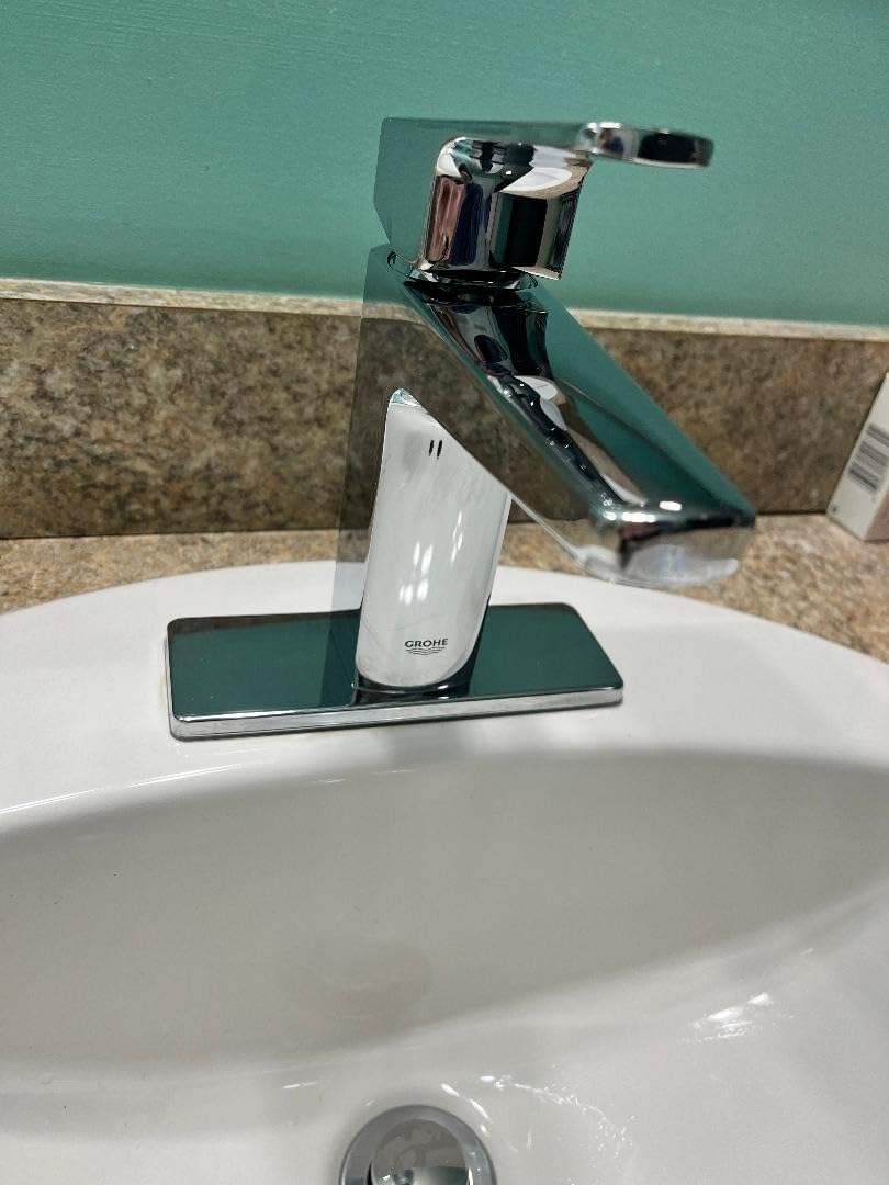 GROHE Tallinn Bathroom Faucet, Single Hole Centerset with Drain, Chrome | Bathroom Sink Faucet: Fits 1 or 3 Hole Sinks, Eco 1.2 GPM, Smooth SilkMove Valve, Includes Drain & Deckplate | 23838000 customer photo 2