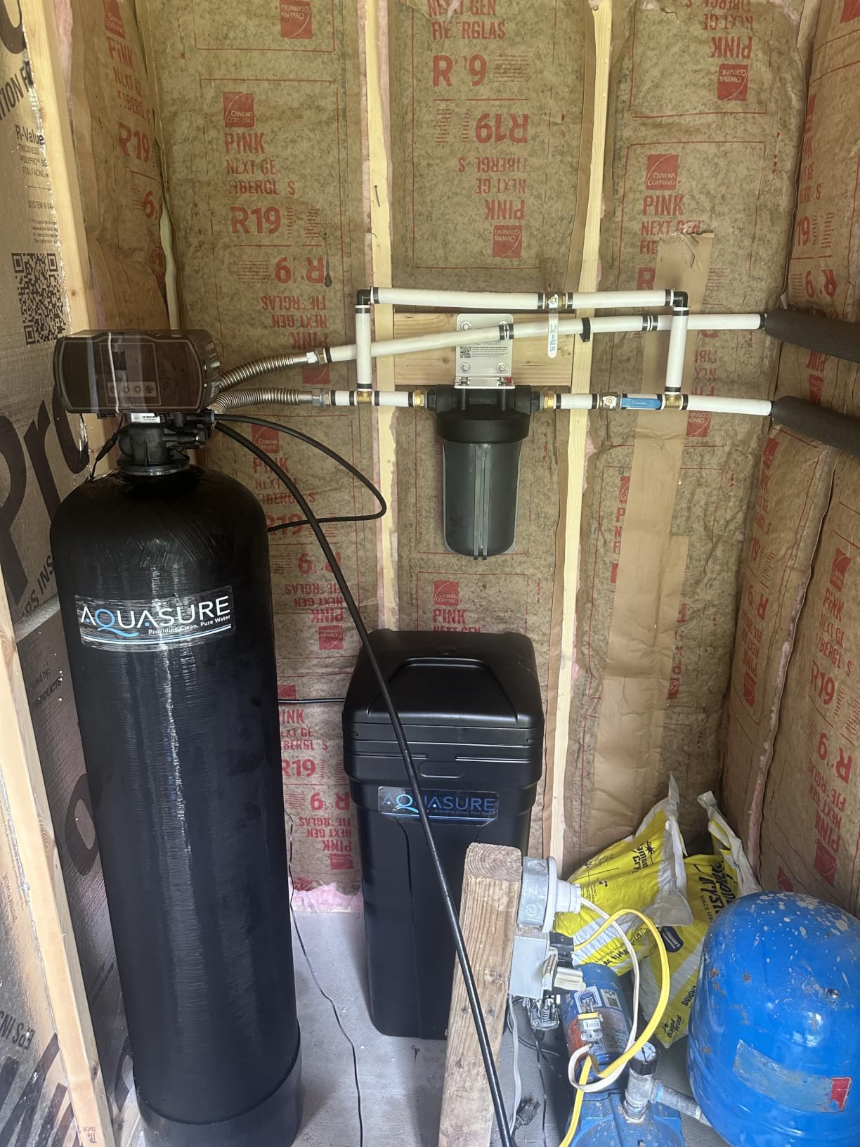 Aquasure Harmony Series 48,000 Grains Whole House Water Softener w/High Efficiency Digital Metered Control Head (48,000 Grains) customer photo 1