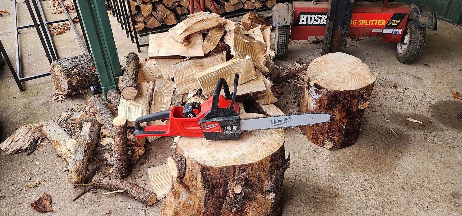 Milwaukee 2727-20 M18 FUEL 16 in. Chainsaw Tool Only - Battery and Charger NOT Included customer photo 2