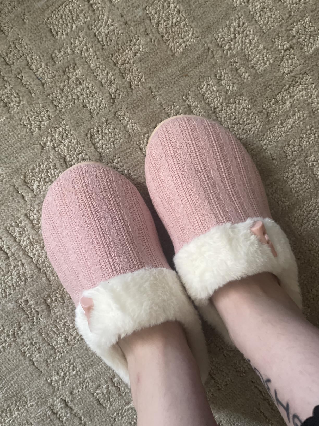Women's Slip on Fuzzy Slippers Memory Foam House Slippers Outdoor Indoor Warm Plush Bedroom Shoes Scuff with Faux Fur Lining customer photo 1