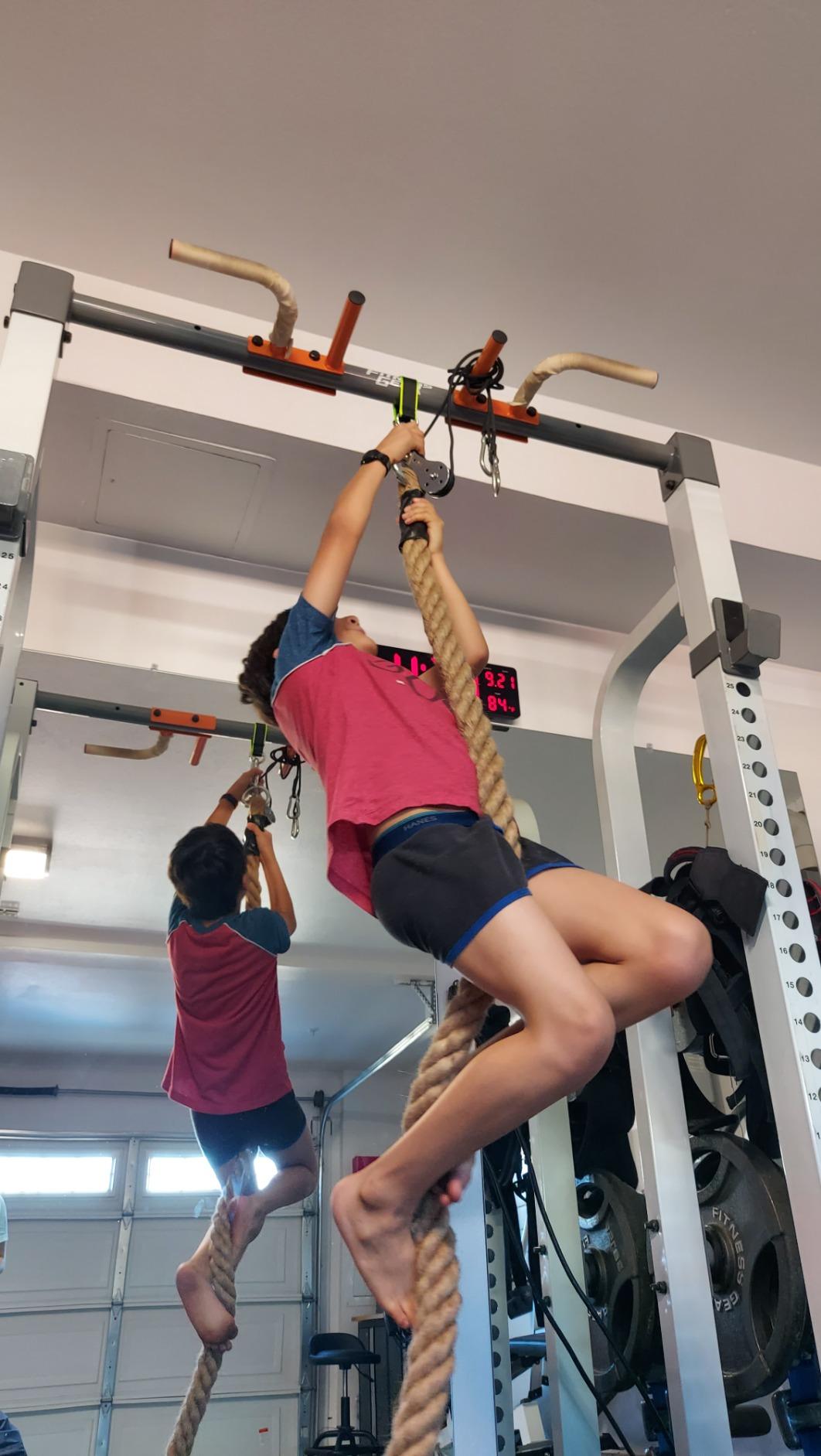 Aoneky Gym Climbing Rope customer photo 1