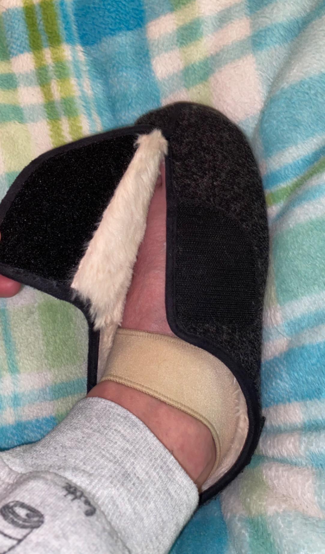 Womens Adjustable Slippers Memory Foam Cozy Wide Diabetic House Shoes Edema Orthopedic Neuropathy Indoor Outdoor customer photo 1