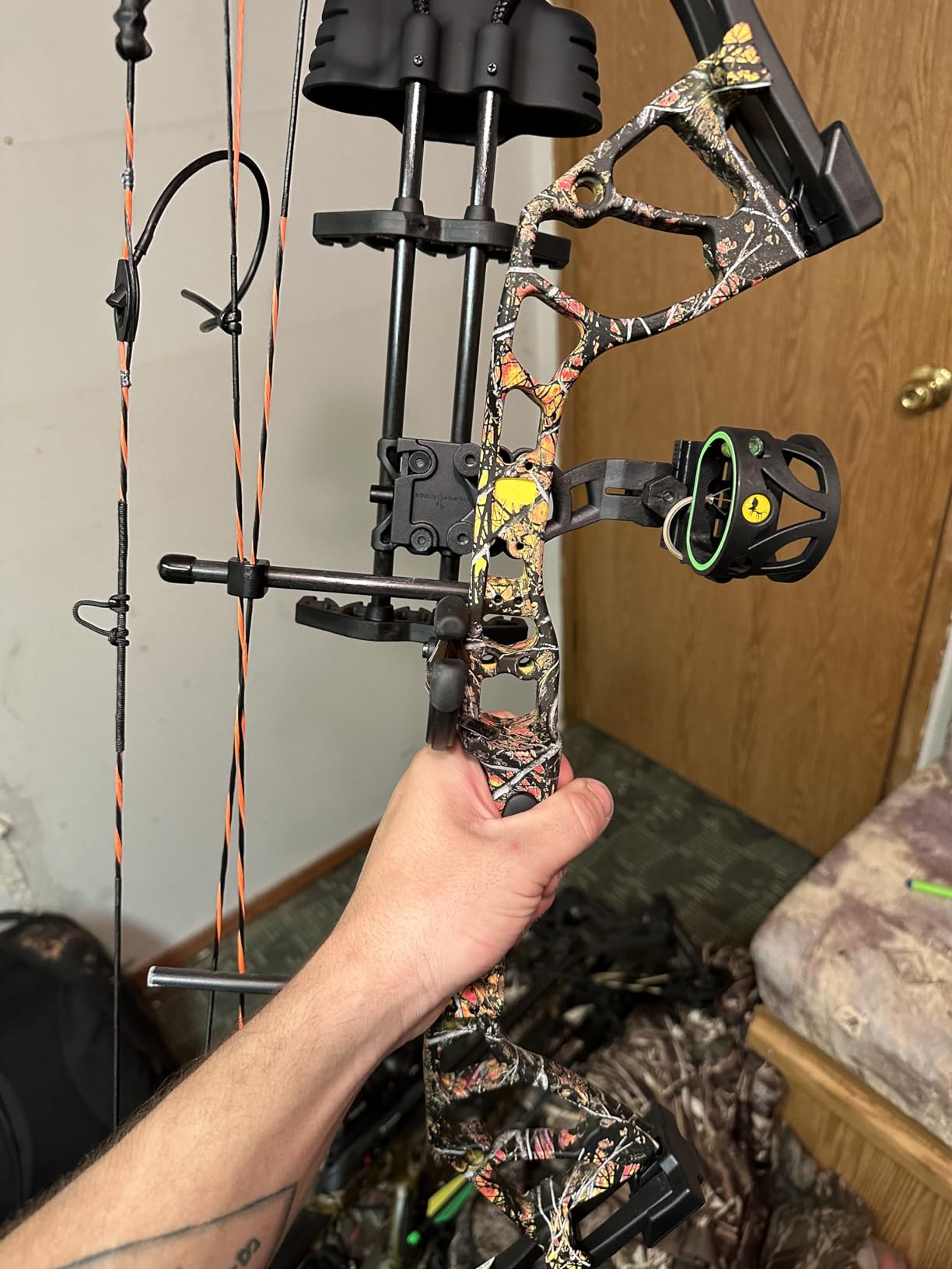 Bear Archery Royale Ready to Hunt Compound Bow Archery Set customer photo 2
