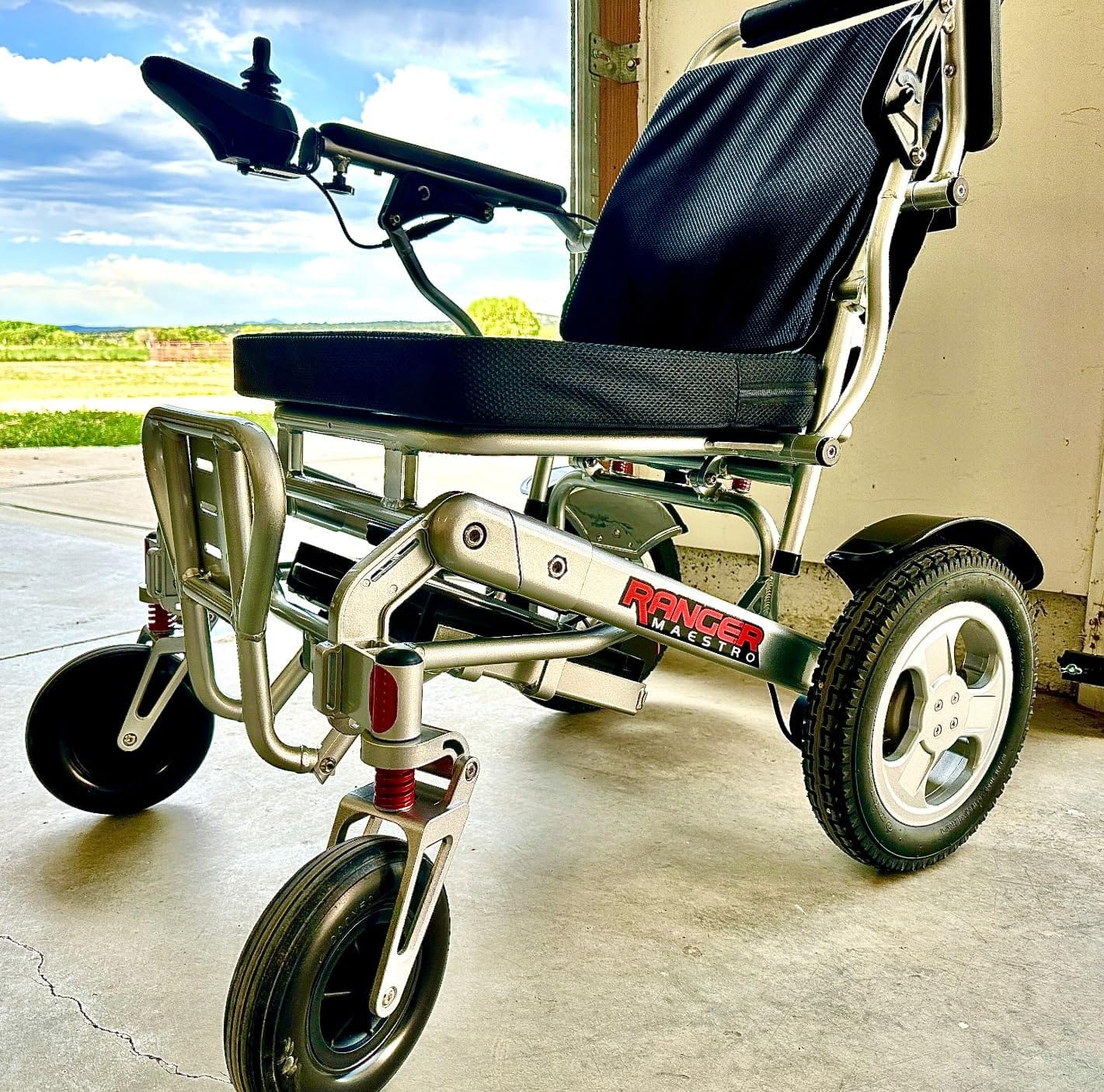 Porto Mobility Ranger Maestro XL Reclining Heavy Duty Lightweight Folding Electric Wheelchair, Holds up to 440lbs Weatherproof, Dual Batteries, Posi-Traction Motors, All Terrain Power Wheelchair customer photo 1