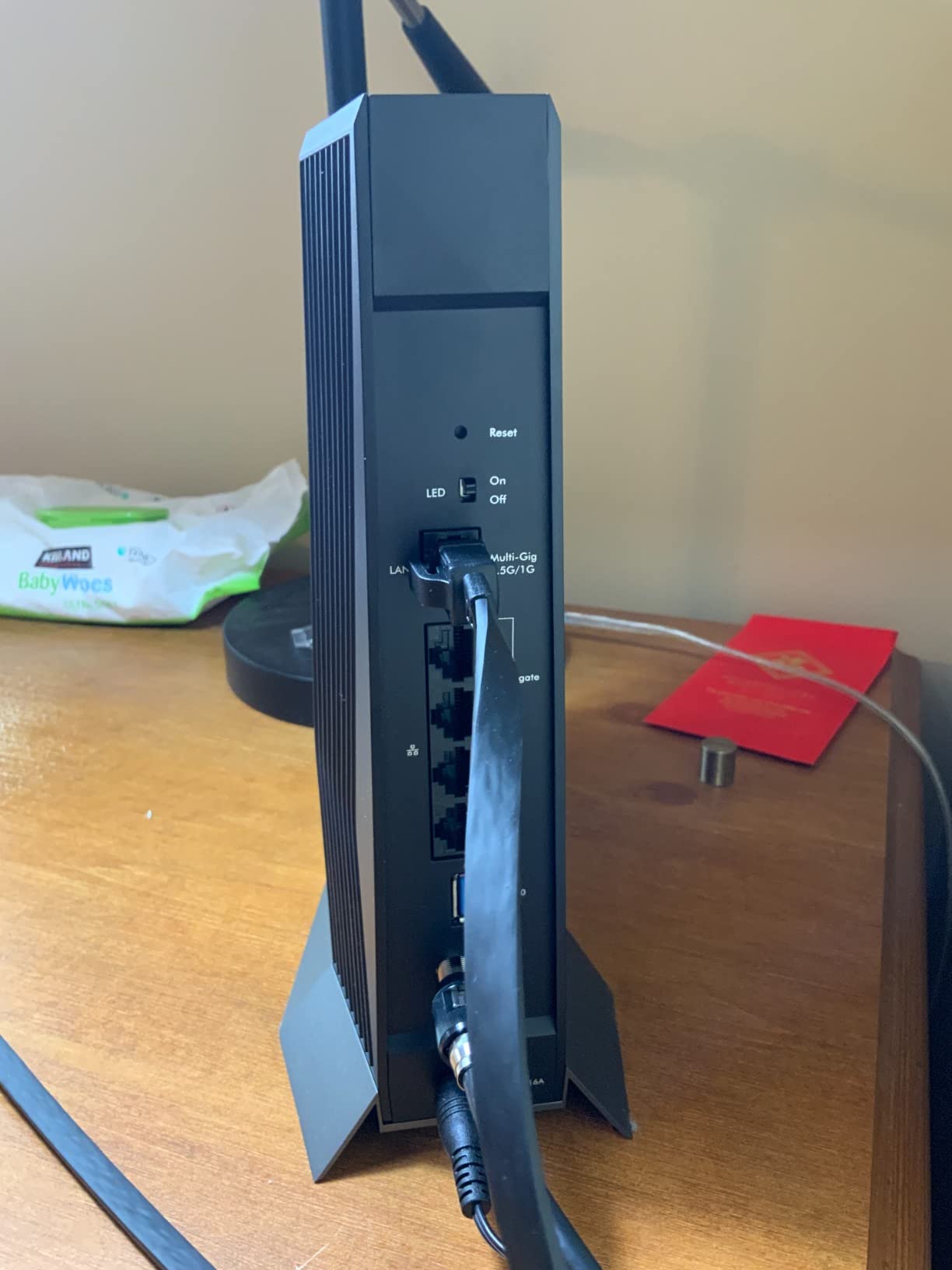 NETGEAR Nighthawk Cable Modem and WiFi 6 Router Combo (CAX80) - AX6000 DOCSIS 3.1 customer photo 1
