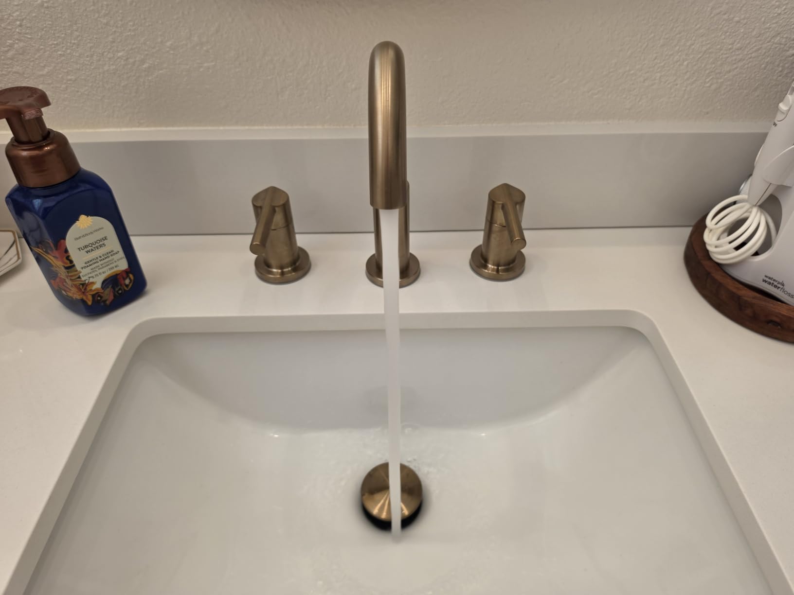 Delta Faucet Nicoli Widespread Bathroom Faucet 3 Hole, Matte Black Bathroom Faucet, Bathroom Sink Faucet, 2 Handle Bathroom Faucet, Bath Faucet, Drain Assembly, Matte Black 35749LF-BL customer photo 1