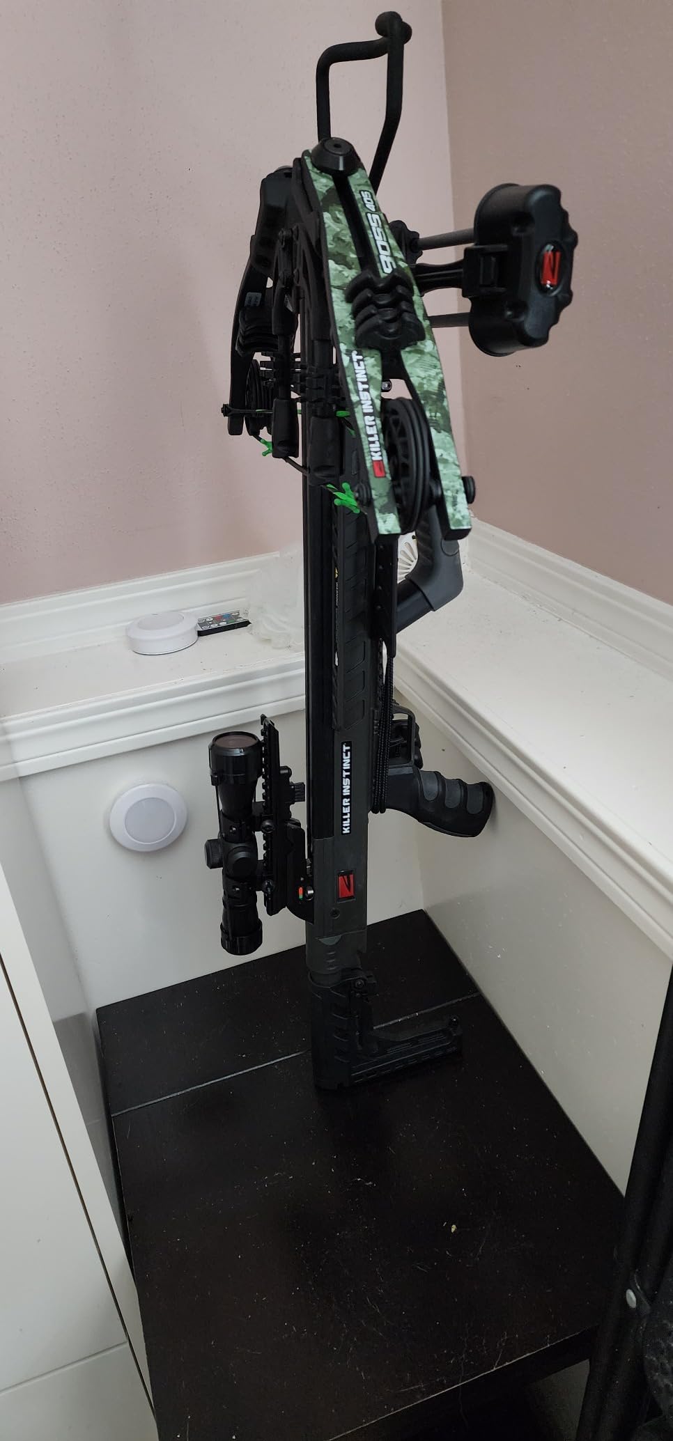 Killer Instinct Boss 405 Crossbow Pro Package with 4x32 IR-W Scope, Rope Cocker, String Suppressors, 3-Bolt Quiver customer photo 1