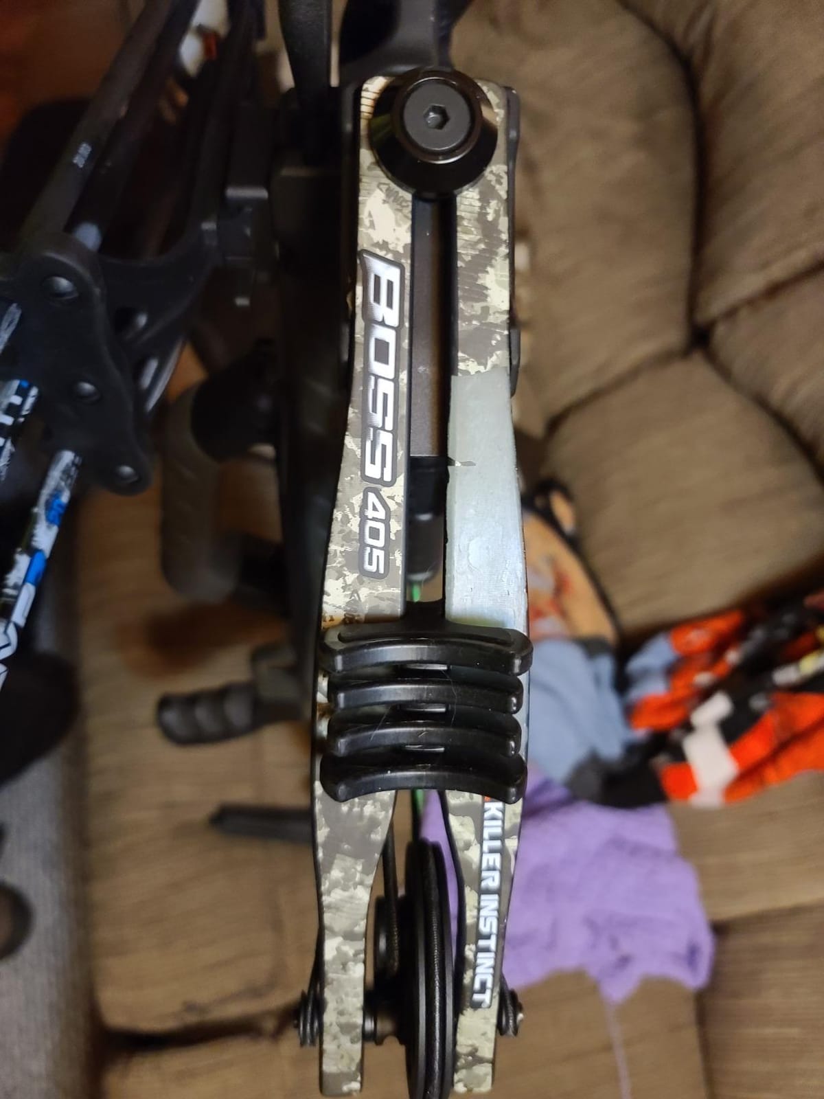 Killer Instinct Boss 405 Crossbow Pro Package with 4x32 IR-W Scope, Rope Cocker, String Suppressors, 3-Bolt Quiver customer photo 2