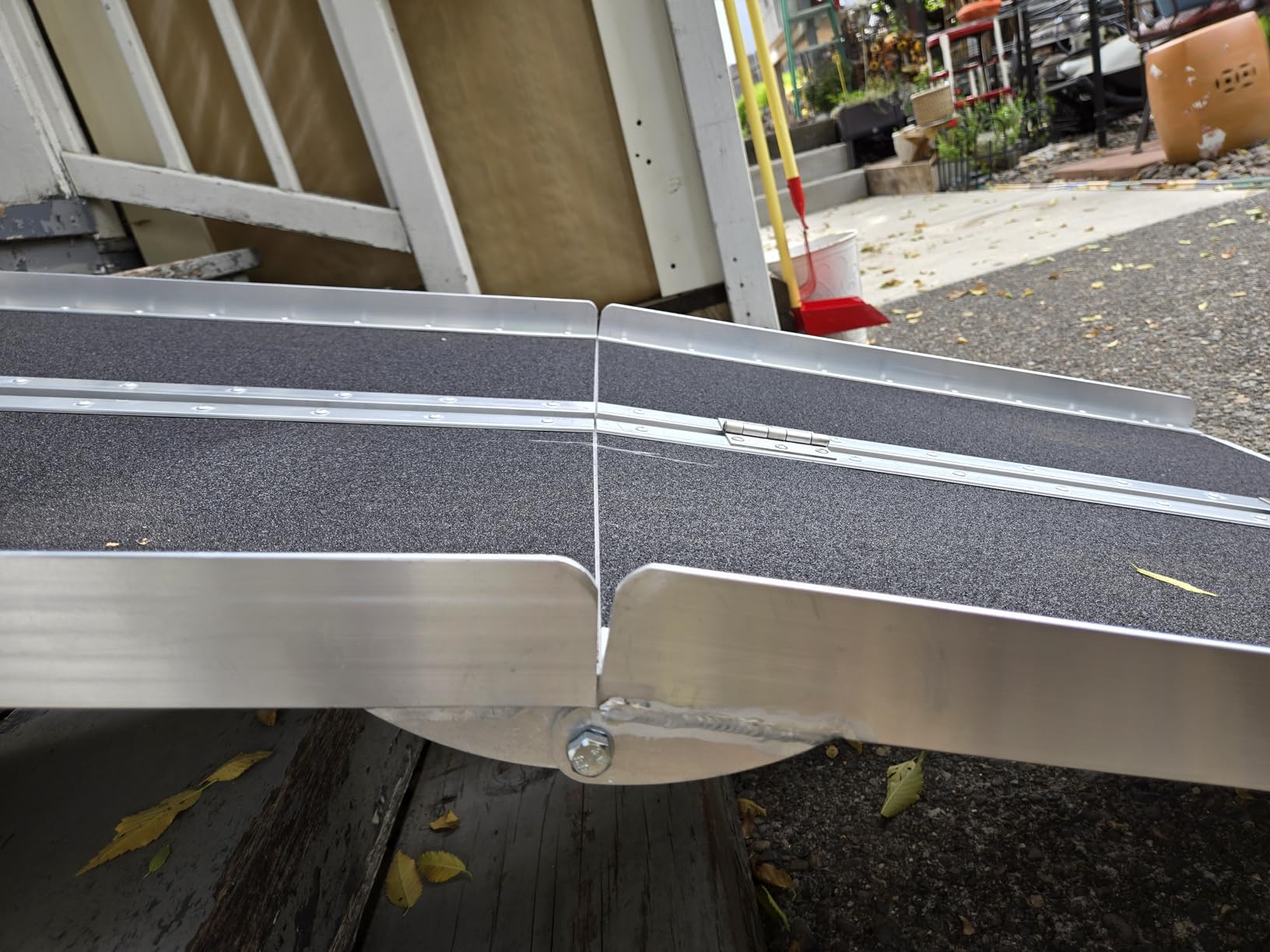 gardhom 5FT Aluminum Ramp for Wheelchair for Home Steps with Support Legs customer photo 2