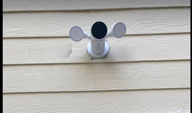 Google Nest Cam with Floodlight - Outdoor Camera - Floodlight Security Camera, White, 1 Count customer photo 1