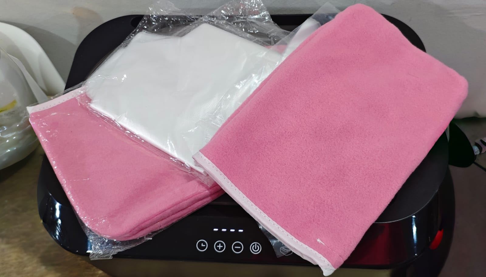 KARITE Paraffin Wax Machine for Hands and Feet with Auto Open Lid, Paraffin Bath, 20Min Fast Wax Meltdown, Precision Temperature Control, 4500ml customer photo 1