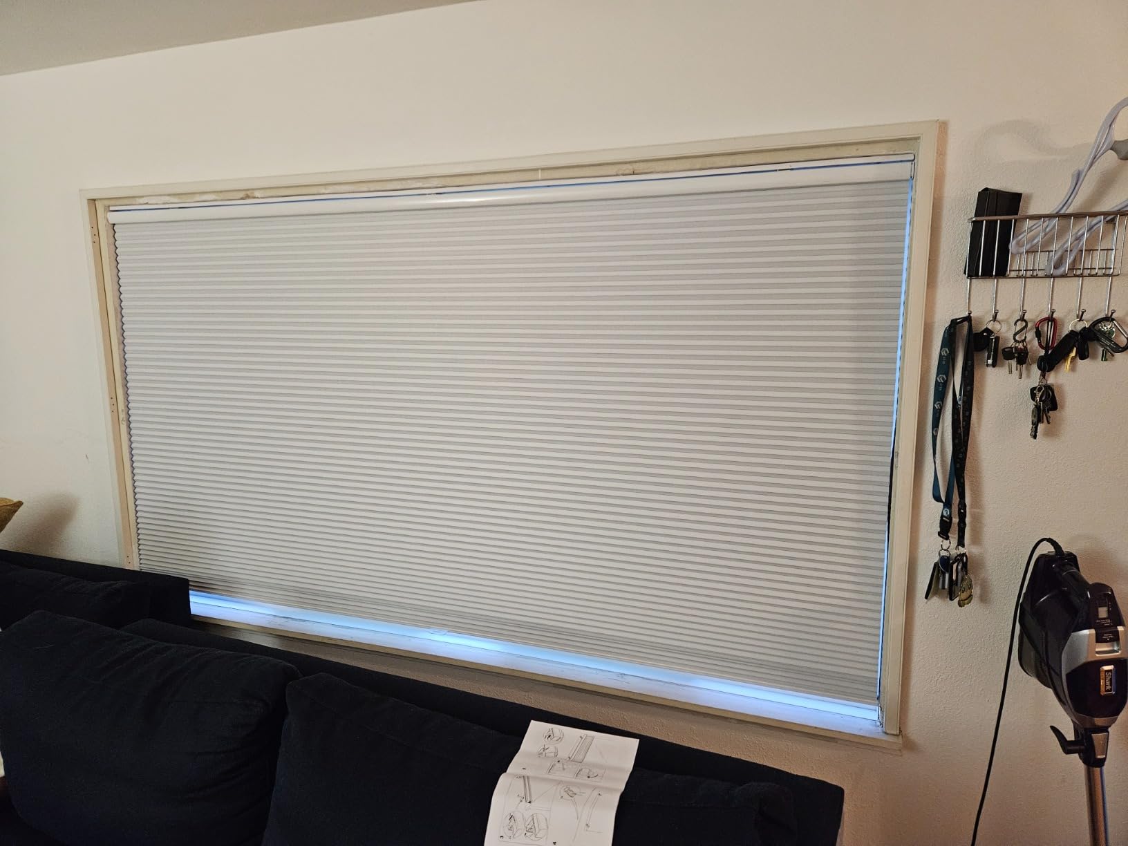 Persilux Custom Size 100% Blackout Cordless Cellular Shades & Blinds Honeycomb Blinds Bottom up Waterproof Thermal Insulated Window Shades for Home, Windows and Kitchen, White customer photo 2