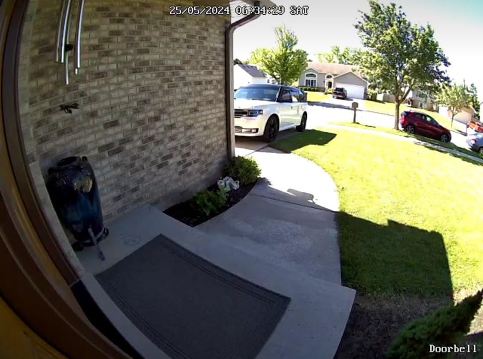 REOLINK Video Doorbell PoE 2K Wired Outdoor Security Camera with Chime V2 customer photo 1