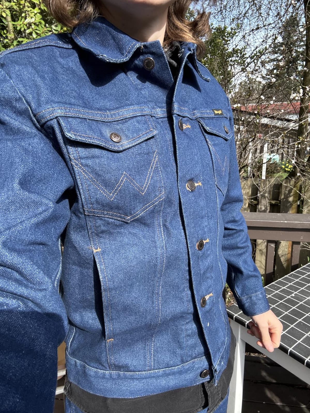 Wrangler Men's Cowboy Cut Western Unlined Denim Jacket customer photo 1