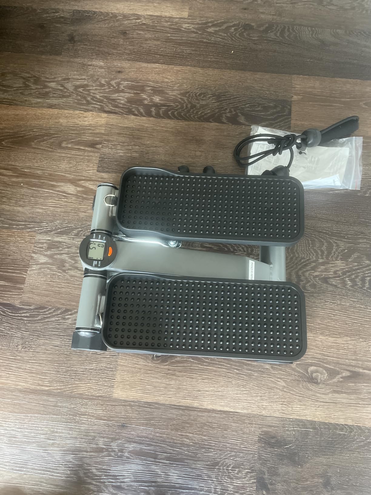 SPORTSROYALS Stair Stepper, Twist/Mini Stepper for Exercise at Home, Step Machine with Resistance Bands for Full Body Workout, 350lbs+ Capacity customer photo 2