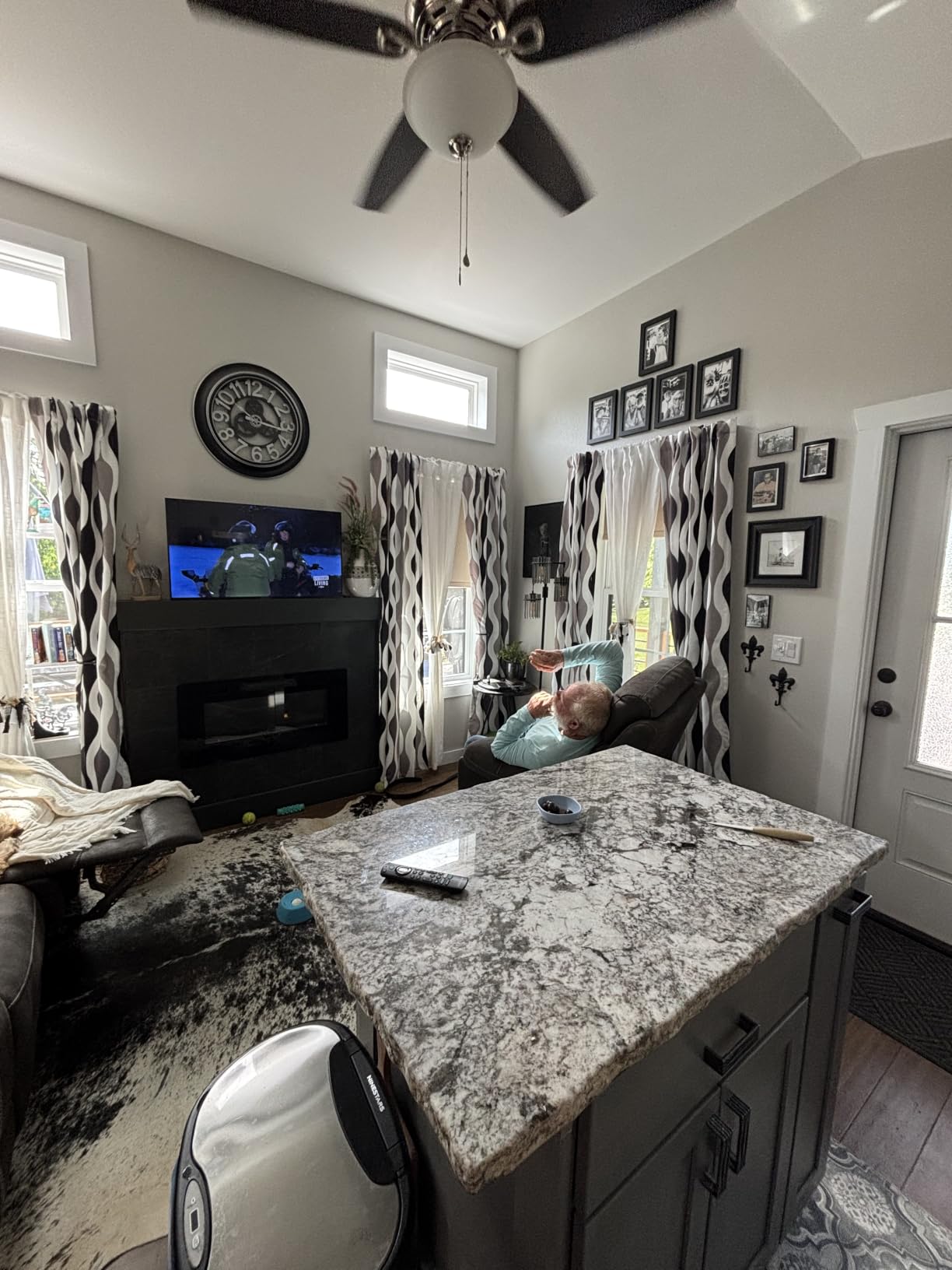 Boolegon Blackout Roller Shades for Windows, Beige, Custom Size customer photo 2