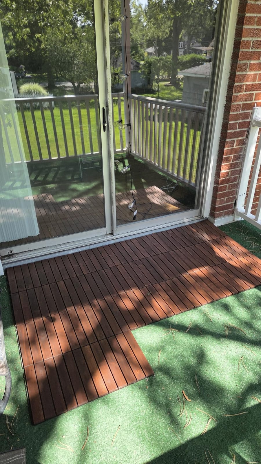 THYOI Premium Deck Tiles, 10 Pcs Patio Flooring - Brown - Crossed Pattern customer photo 1