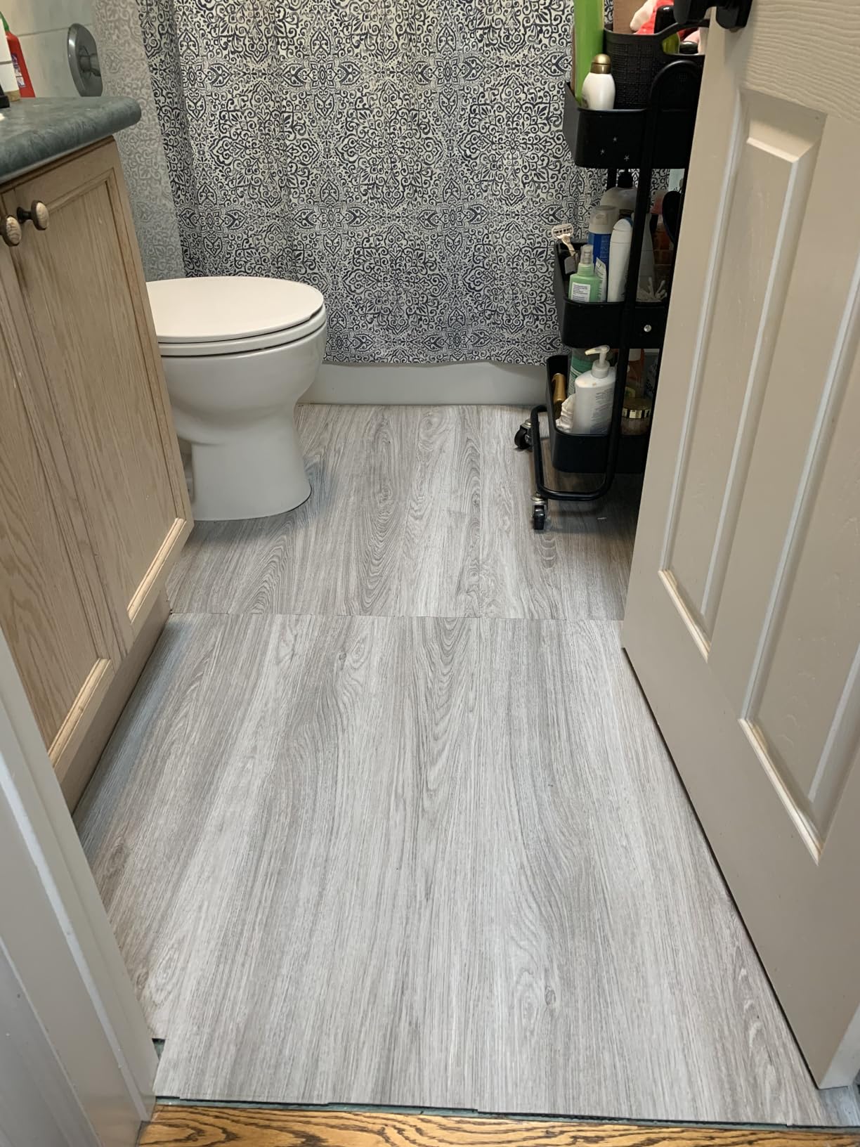 Art3d 18-Pack Interlocking Vinyl Floor Planks, 36 x 6 Inch, Venice Ash | Luxury Wood Look, Anti-Slip, Waterproof, Wear-Resistant, Anti-Fade, Easy to Clean, Ideal for Kitchen, Indoor Household Use customer photo 1