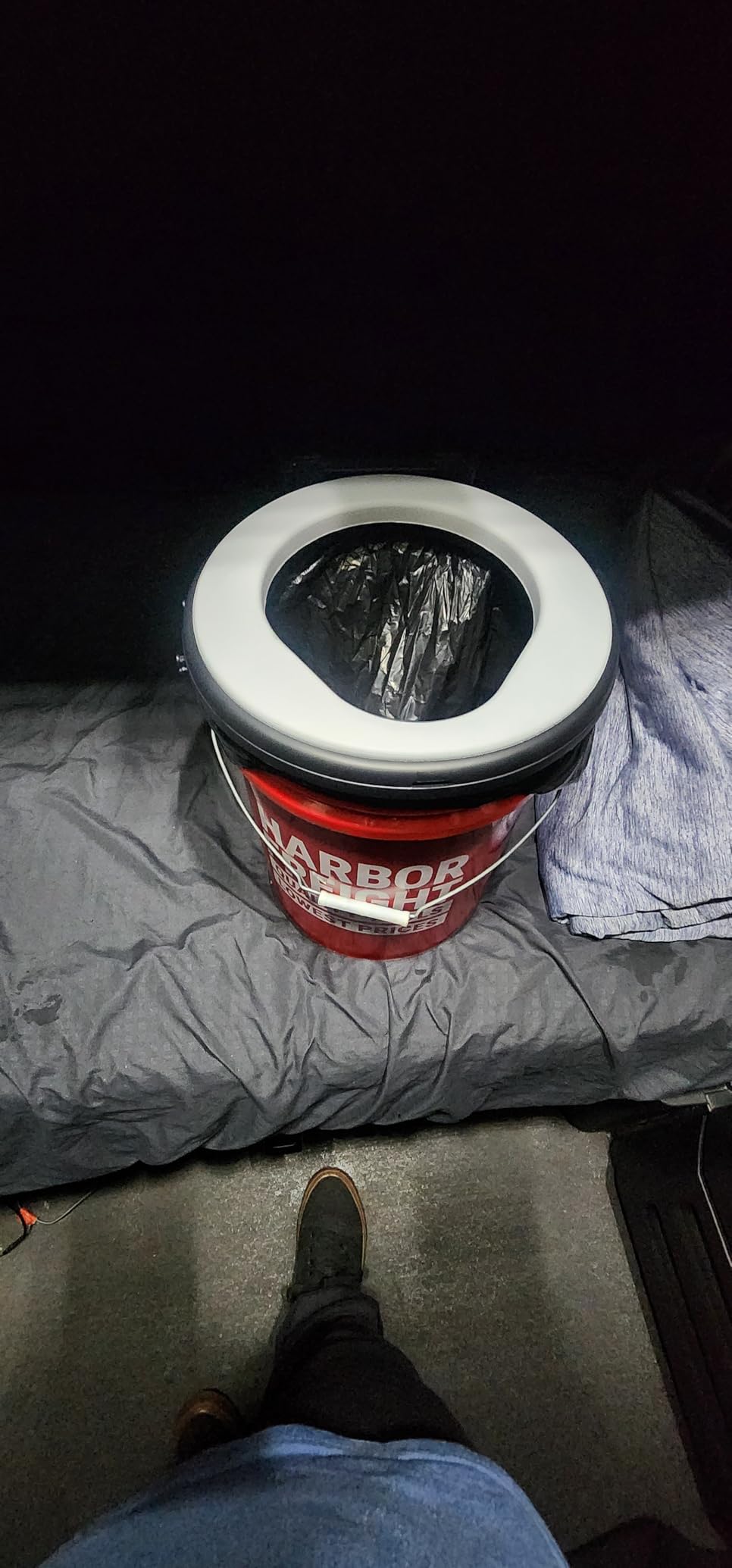 TRIPTIPS Portable Toilet with Soft Cushion, 5 Gallon Rotatable Lid, Adults and Kids Camping Toilet Seat for 5 Gal Bucket customer photo 2