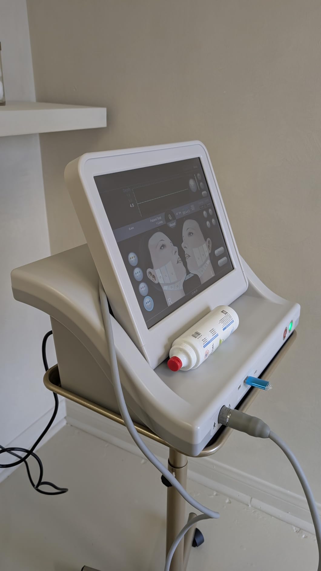 Portable Anti-aging Body Lifting Machine Facial Skin Rejuvenation Body Lines Removal Spa Equipment With 3 Cartridges Heads customer photo 1