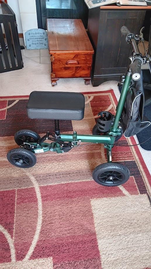 Helavo All-Terrain Knee Scooter for Broken Foot, Crutches Alternative | 2 Knee Pads Included, Scooter for Seniors with Suspension, 10