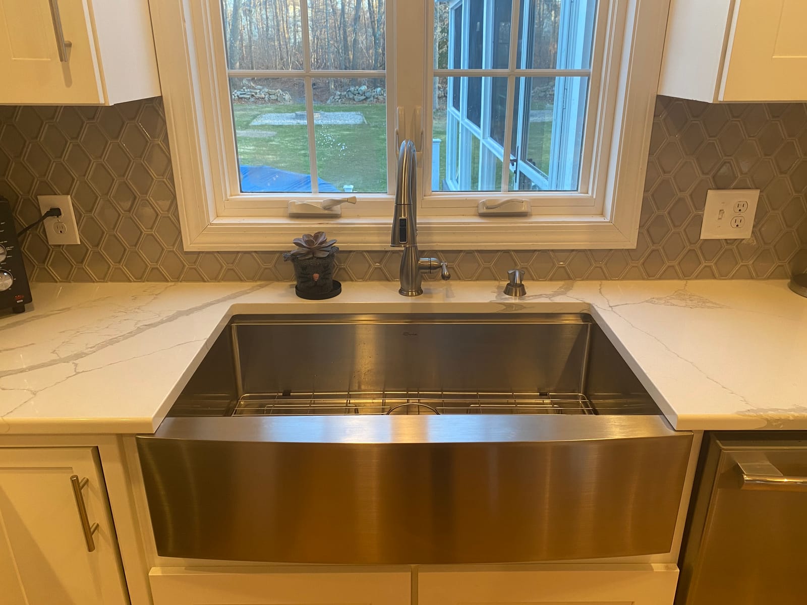 Sarlai 33 Farmhouse Kitchen Sink - 33 x 22 Inch Apron Front Ledge Drop In Workstation 16 Gauge Stainless Steel Single Bowl Top-mount Farm Sinks customer photo 1