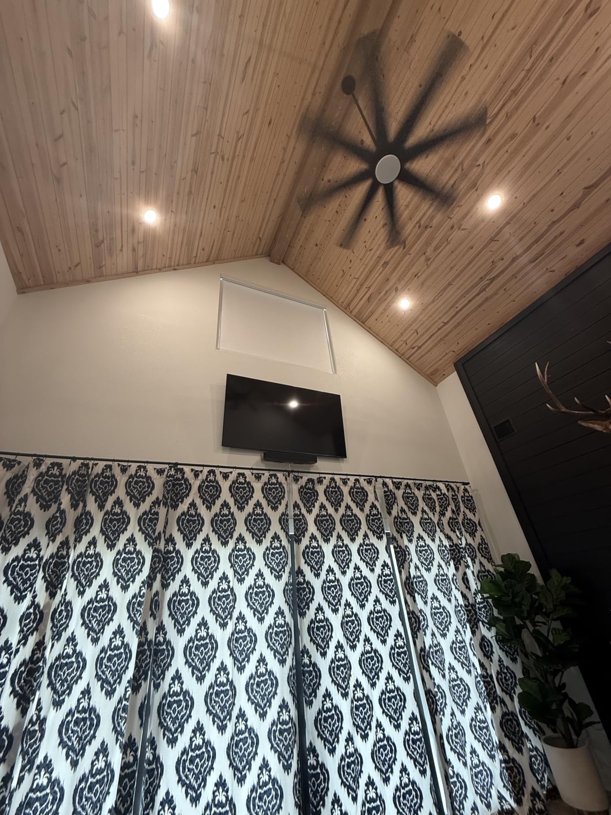 Bringnox Motorized Blinds with Remote, 100% Blackout, Voice Controlled - Compatible with Apple Home, Alexa, and Google, Whisper Quiet Motorized Shades customer photo 1