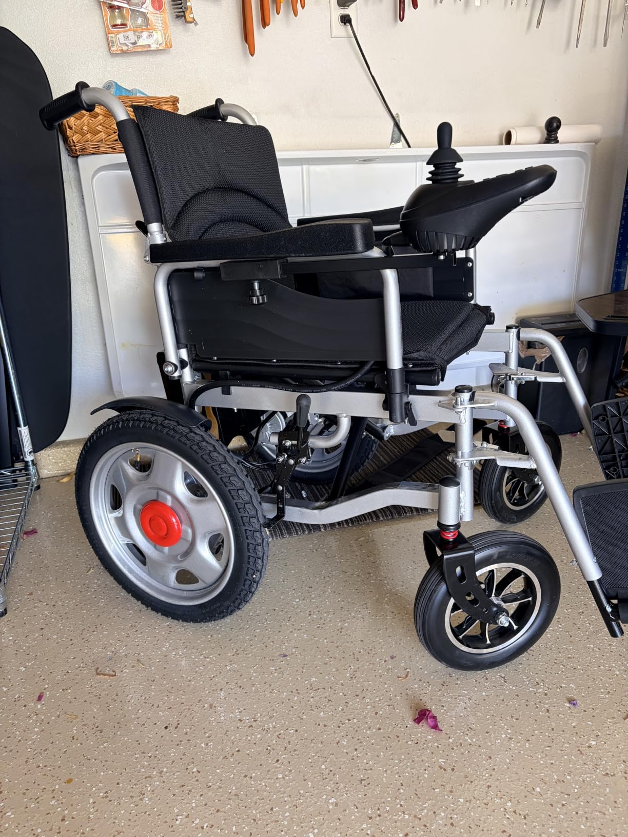 400LB Capacity Heavy-Duty Electric Wheelchair for Adults,Seniors | 20inch Extra Wide Seat,500w Dual Motors,FSA&HSA Eligible,15 Miles Long Travel Range,Foldable,All Terrain,Indoor&Outdoor Use customer photo 1