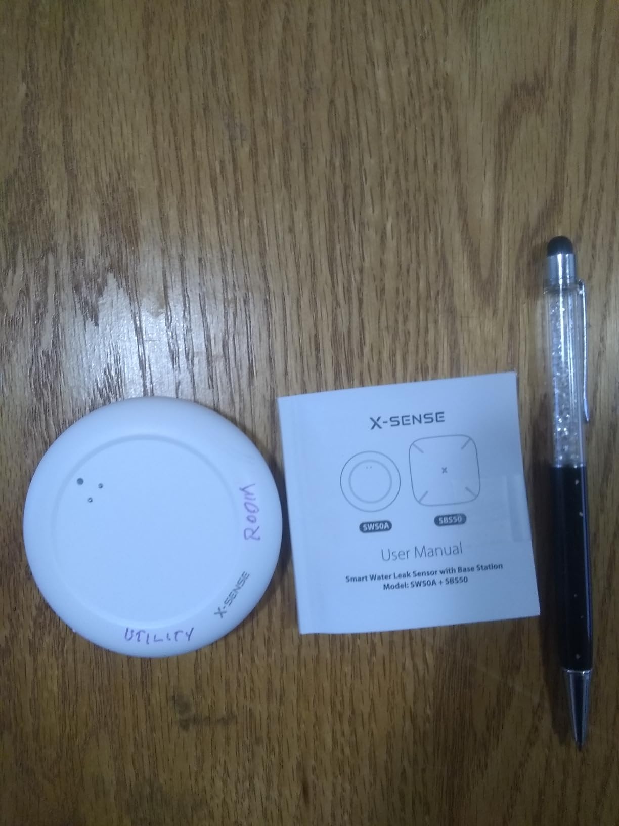 X-Sense Ultra-Slim Wi-Fi Water Leak Detector, 4 Sensors + Base, SWS0A41 | 0.7 in Thin Design, Real-Time Alerts, Detects Water as Low as 0.4 mm, 1700 ft Range, Under Appliances & Behind Toilets customer photo 2