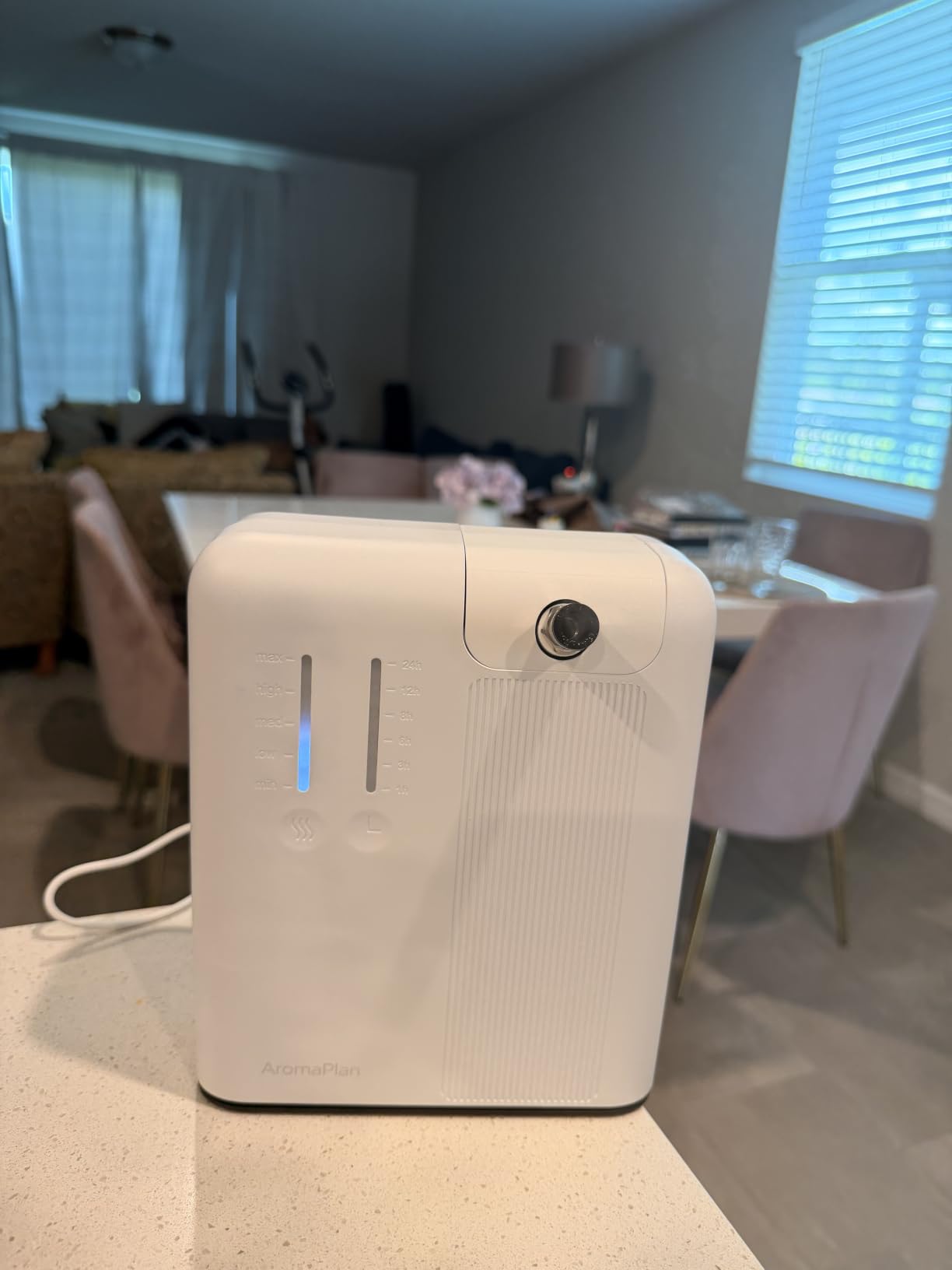 Smart Scent Diffuser Whole House + 2 Scents – 5 Star Hotel, Cold Air customer photo 1