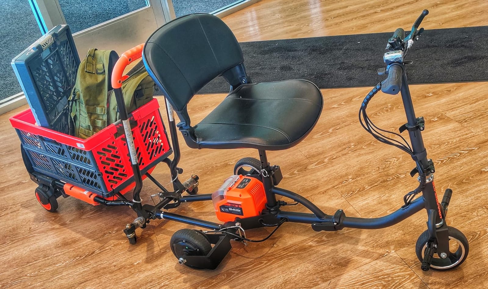 SuperHandy Foldable Mobility Scooter for Adults, 3 Wheel, One Battery | 3-wheel Passport scooter offers a 13-mile range and swappable 48V 2Ah battery for travel and daily mobility customer photo 2