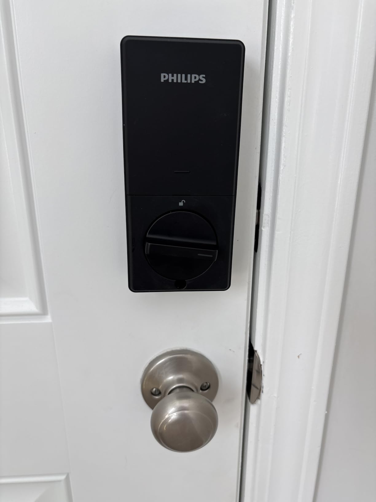 Philips Wi-Fi Smart Deadbolt Lock, Keyless Entry | Code / Fingerprint / App Unlock, Remote Access, Alexa & Google customer photo 1