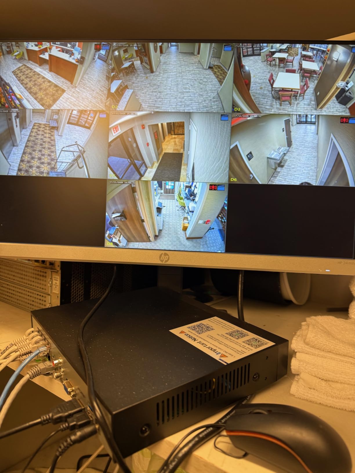 Hiseeu 4K Security Camera System, 8 Pcs 8MP PoE Cameras with 2TB Hard Drive, Human Vehicle Detect, 7/24 Record customer photo 2