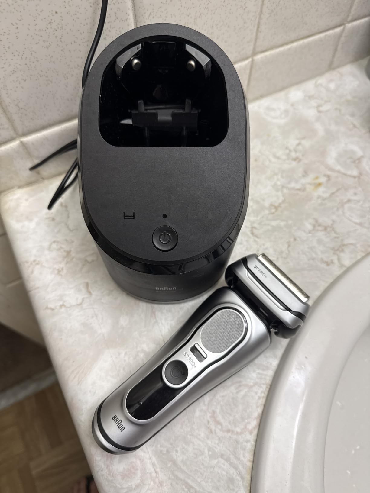 Series 9 PRO+ Electric Shaver for Men, Wet & Dry Foil Razor, 6-in-1 SmartCare Clean & Charge Center, Built-in Precision ProTrimmer, ProComfort Attachment, Travel Case, Silver 9697cc customer photo 1
