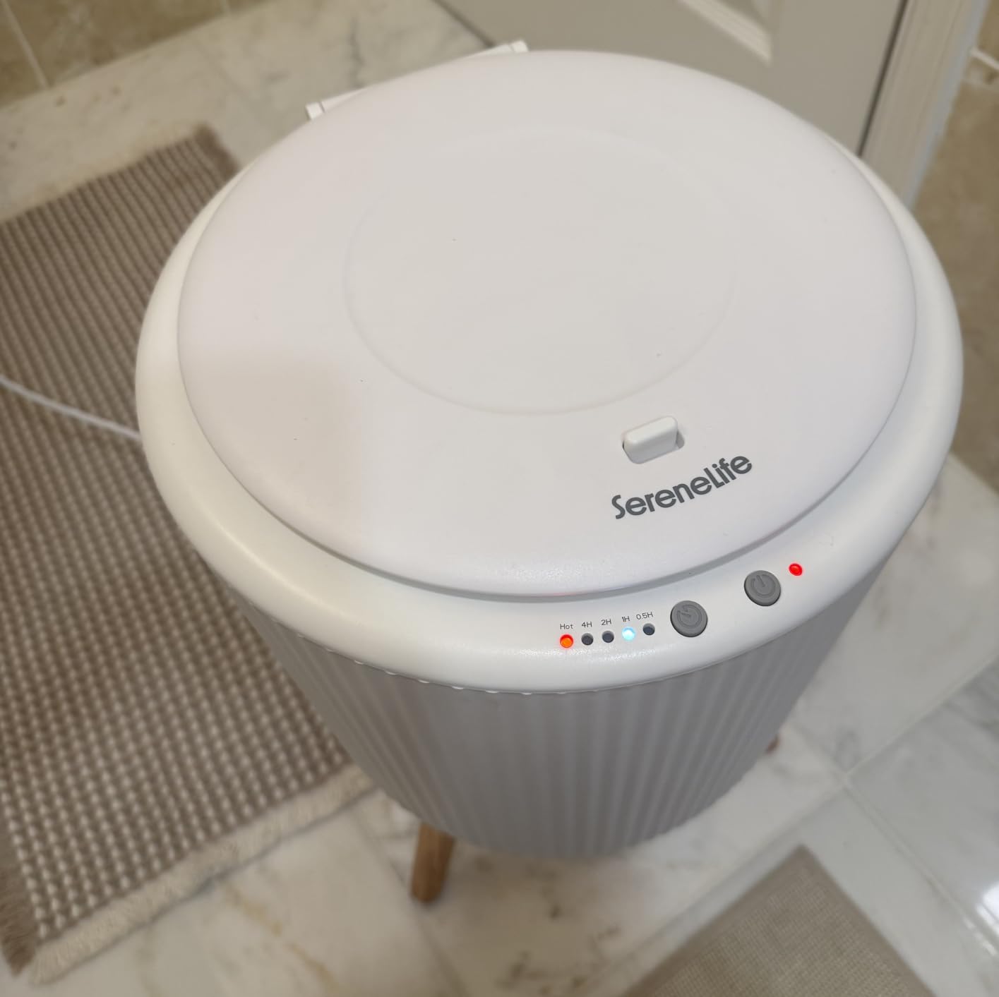 SereneLife Freestanding Towel Warmer Bucket - 18