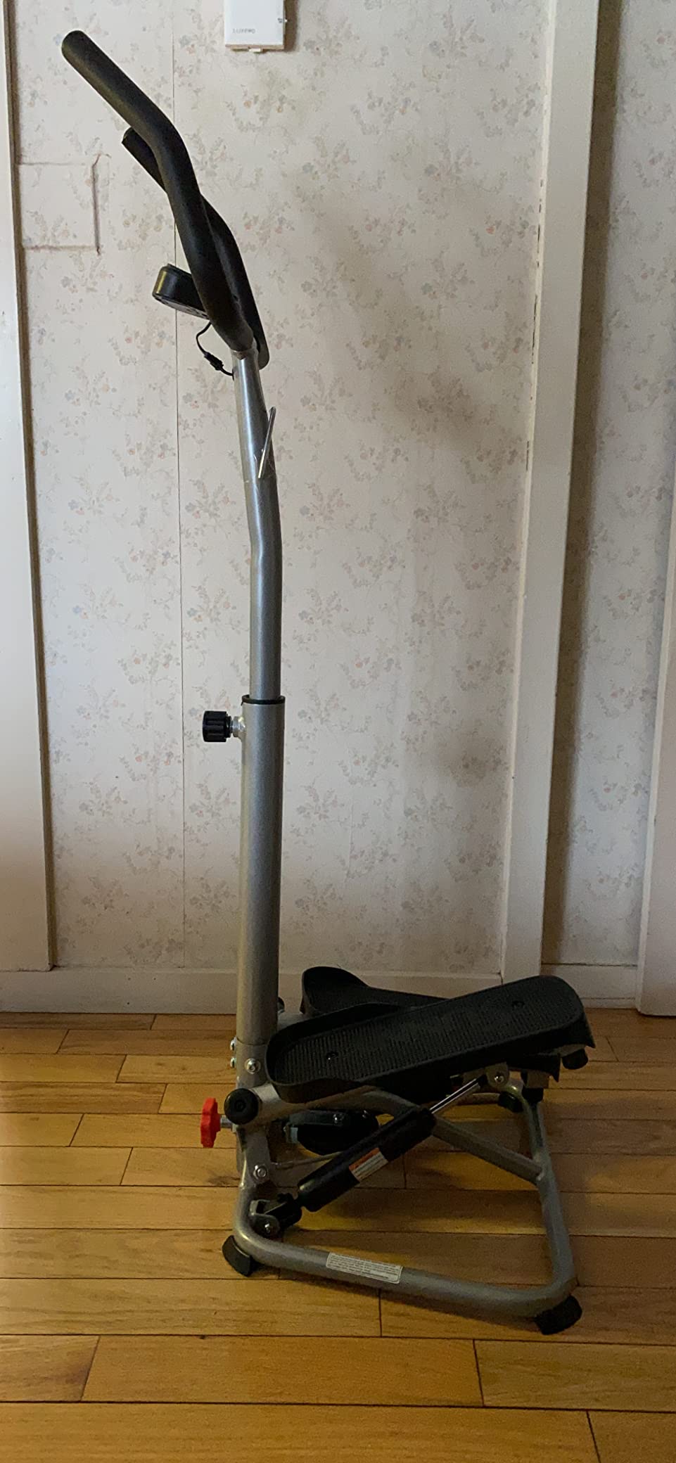 Sunny Health & Fitness Climbing Stair Stepper for Home Gym | SunnyFit App Connection, Long Stride Length, Home Gym Exercise, Compact Foldable, Leg and Glute Training customer photo 1