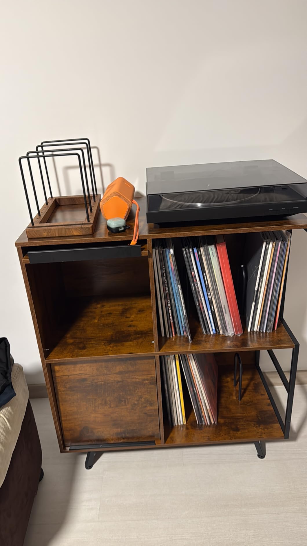 Faesun 3 Tier Record Player Stand with Flip-Down Record Shelf, Black | Vinyl Record Storage Holds up to 300+ Albums, Turntable Stand with Album Display, Record Table with Large Open Storage customer photo 2