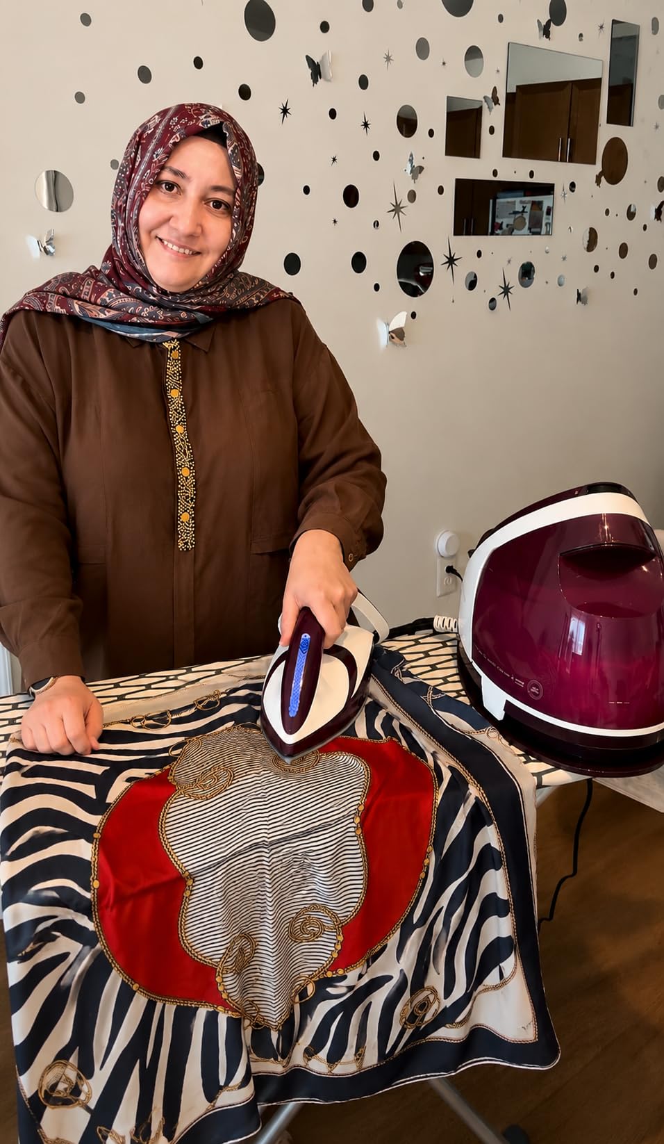 Martisan Steam Generator Iron for Clothes, LED Steam Station, 1800W Power, 8 Bar Max Pressure, 1.9L Water Tank, 550g/min Steam Burst, Auto Off, Ceramic Soleplate, Fast Wrinkle Removal, Purple customer photo 2