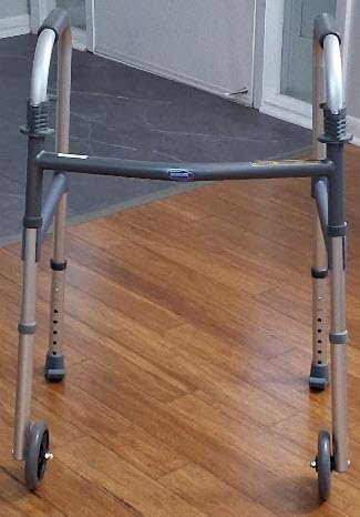 Knee Scooter for Adult for Foot Surgery, with All Terrain Wheels & Shock Absorption, Foldable Steerable Knee Walker, Comfort Pad, Dual Brakes, Crutch Alternative for Broken Foot/Ankle Recovery,Grey customer photo 2