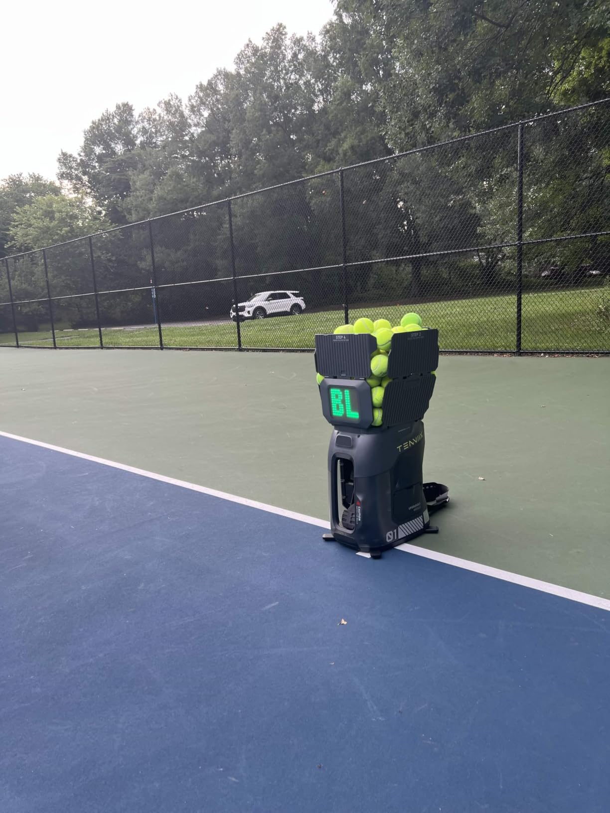 Basic Tennis Ball Machine, 18.7LB Portable Tennis Robot, 4H Runtime & 100+ Ball Capacity, Smart App & Voice Control, Multi-Training Mode, LED Display, 75MPH, Ideal for Beginners & Pro customer photo 1