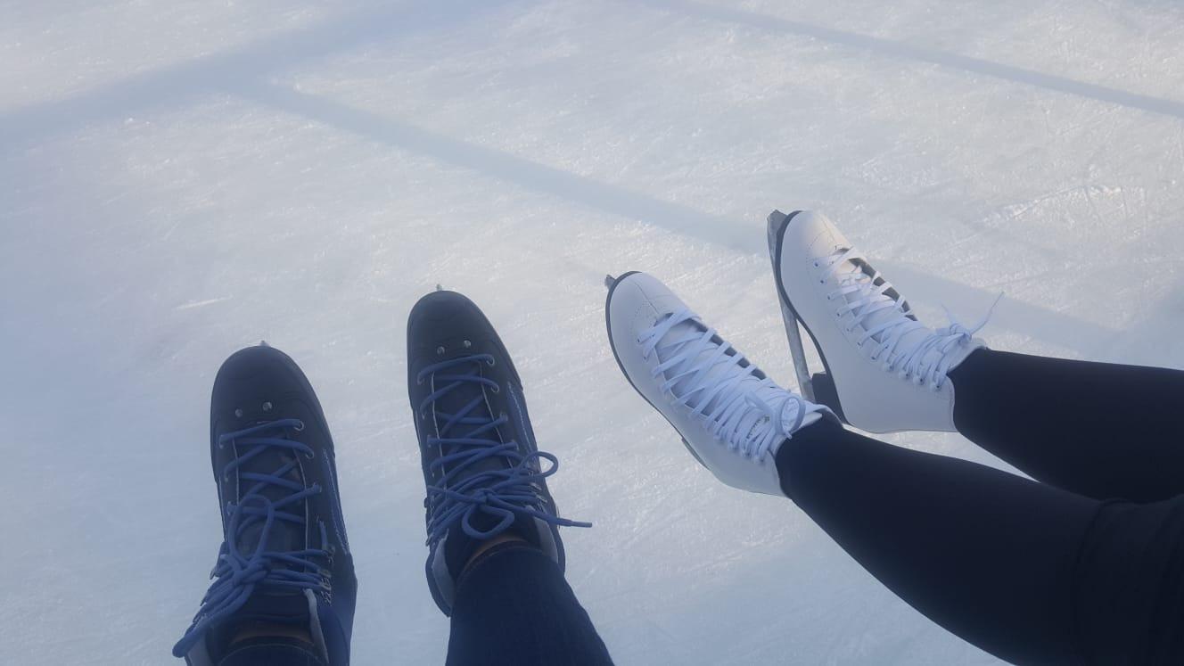 American Athletic Tricot Lined Ice Skates for Women - Recreational Figure Skates with Ankle Support, Padded Lining, Stainless Steel Blades - Suitable for Indoor & Outdoor Ice Skating customer photo 1