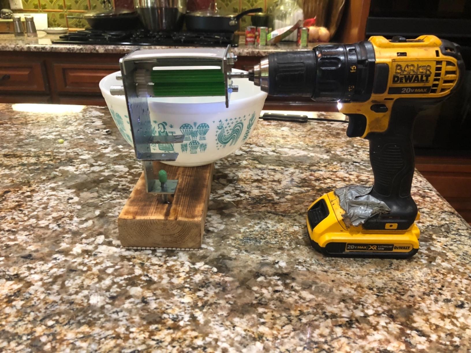 Lee The Pea Sheller Jr (Mr. Pea Sheller), Silver customer photo 1