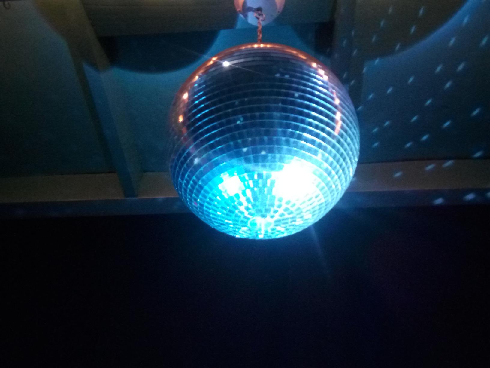 adj Products EM12 Eliminator Lighting 12 inch Mirror Ball customer photo 1